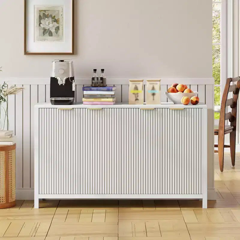 Buffet cannelé de 55 pouces, grand buffet moderne avec 4 portes