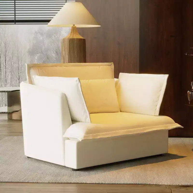 Fauteuil simple blanc capitonné, mobilier de salon confortable
