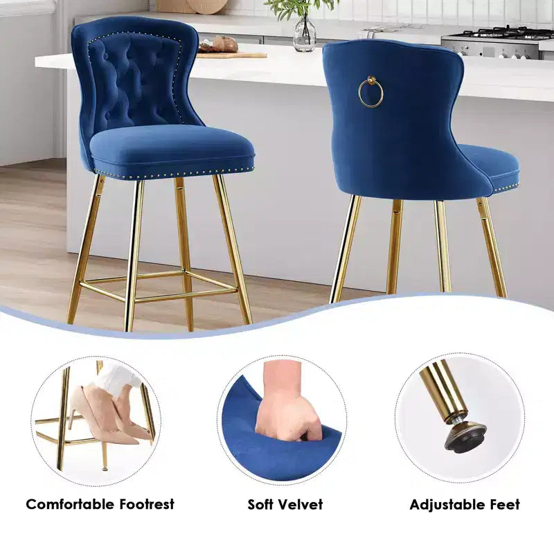 Tabourets de bar en velours, hauteur comptoir, avec pieds en métal et capitonnage.