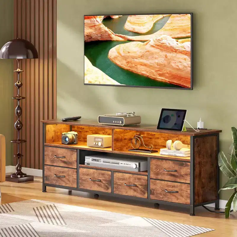 Meuble TV commode marron rustique de 55 pouces avec station de charge et lumières LED